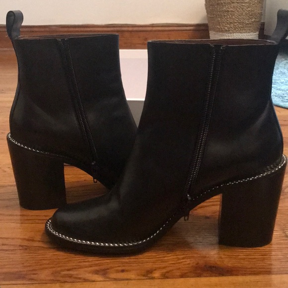 ▪️Givenchy Booties ▪️100% Authentic - Picture 6 of 7